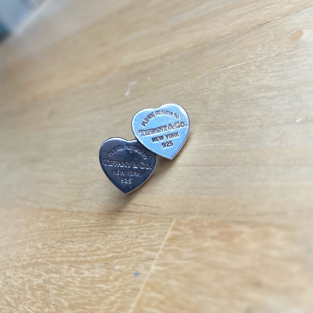 Return to Tiffany Mini Heart Tag Earrings